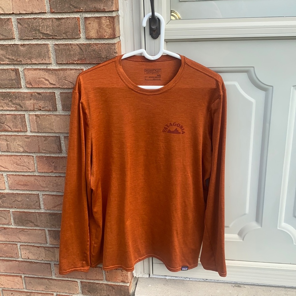 patagonia base layer men’s large orange